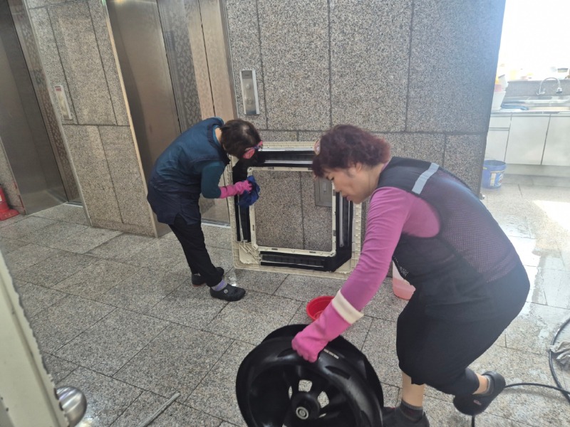 KakaoTalk_20260719_183408125_08.jpg